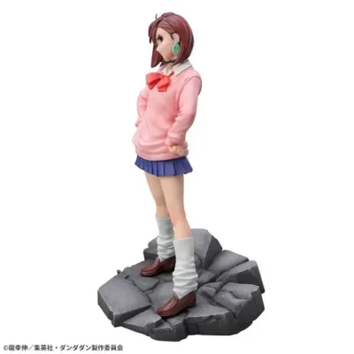 Figura Momo Ayase Luminasta