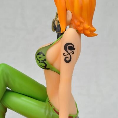 Figura Nami One Piece Door Painting Collection Figure