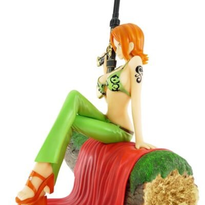 Figura Nami One Piece Door Painting Collection Figure