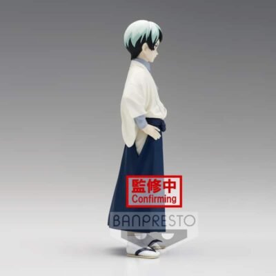 Figura Yushiro