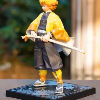 Figura Zenitsu Demon Slayer Ichiban Kuji Conviértete en una espada más fuerte que nadie C