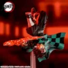 DEMON SLAYER - KIMETSU NO YAIBA - FIGURA KAMADO TANJIRO HINOKAMI KAGURA SETTING SUN TRANSFORMATION LUMINASTA